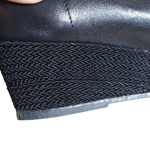 Sesto Meucci Black Flats with Pleated Design - Picture 13 of 15